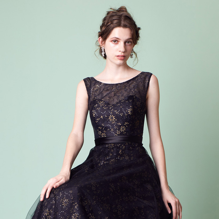 演奏会やコンクールにもぴったりなカラードレス