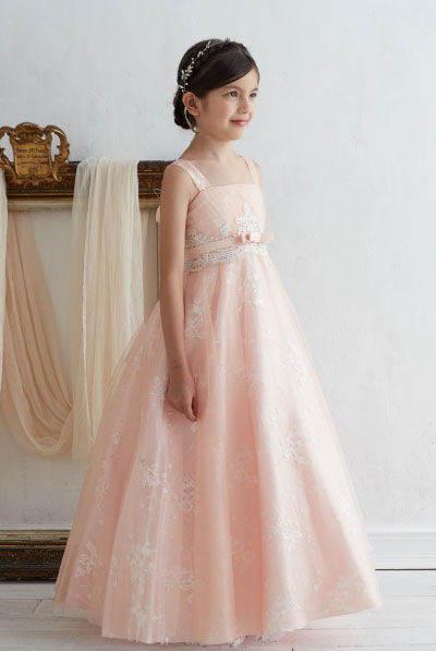 ピンクロマンチックレースキッズドレス